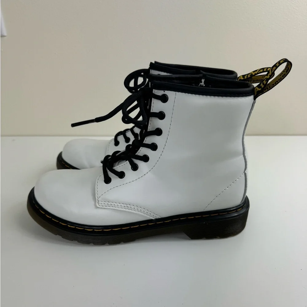 Dr. Martens White Combat Boots Zavala Youth‎ Size 5